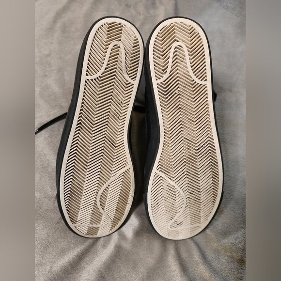 Mens nikes - Picture 3 of 4